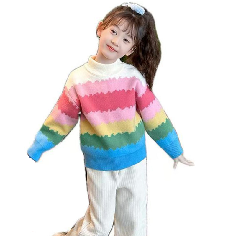 Baby Clothing Knitting Patterns - Süßes Mädchen, bunter Regenbogen-gestreifter Pullover, süße